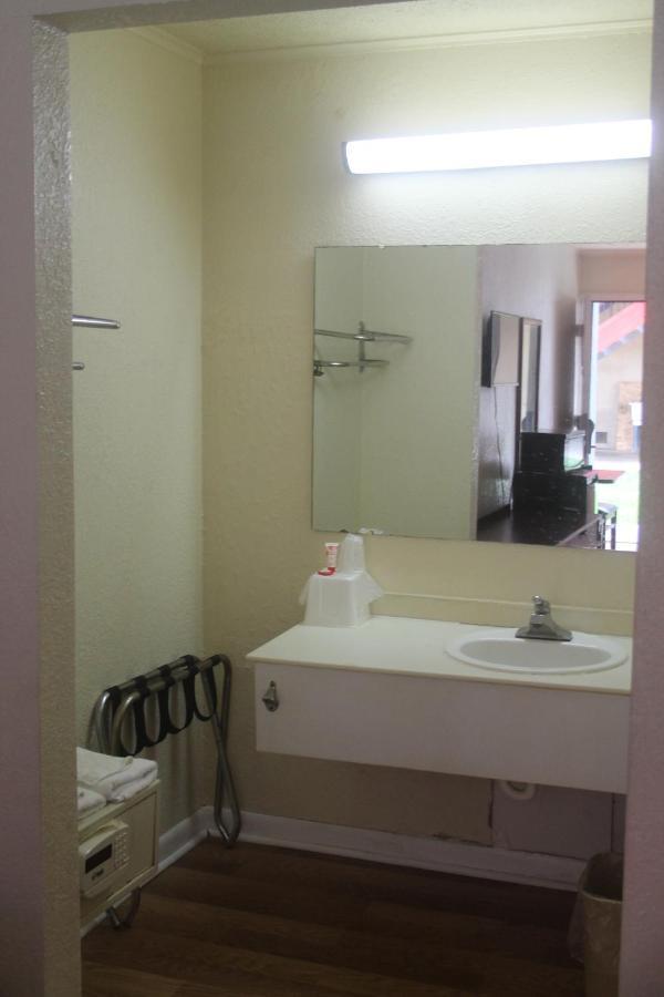 Springwood Hotel, I-85 Columbus Pkwy Opelika